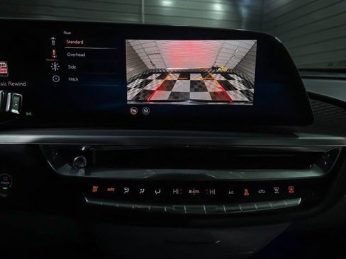 Used 2024 Cadillac Lyriq Sport image 29