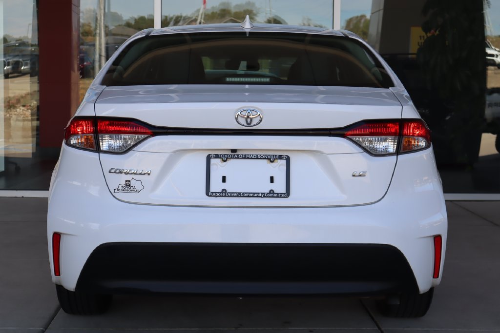 Used 2024 Toyota Corolla LE FWD image 7