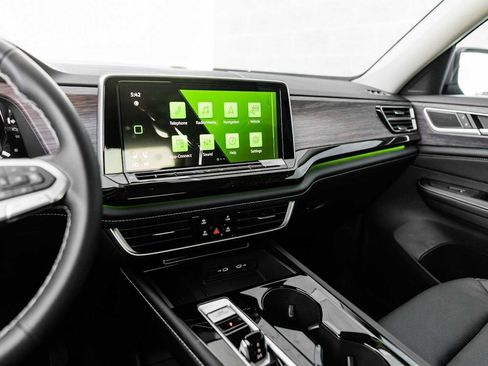 New 2026 Volkswagen Atlas SEL image 27