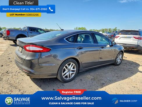Used 2015 Ford Fusion SE w/ Equipment Group 202A image 4