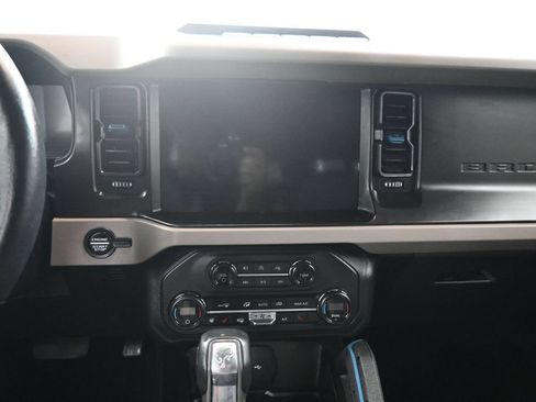 Certified 2023 Ford Bronco Wildtrak AWD/4WD image 22
