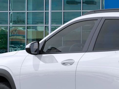New 2026 Chevrolet Trax LT FWD image 36