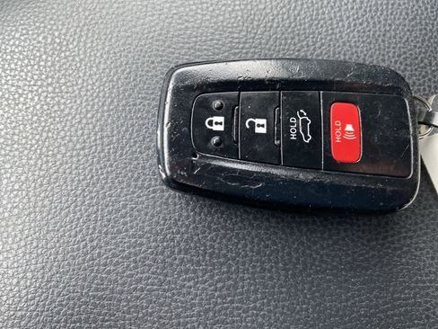 Used 2023 Toyota RAV4 XLE w/ Convenience Package image 34