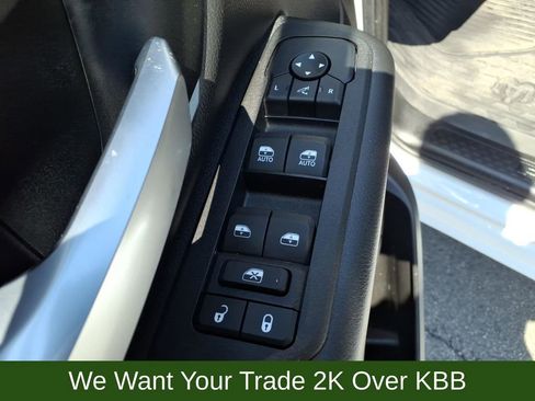 Used 2025 RAM 1500 Big Horn AWD/4WD image 19