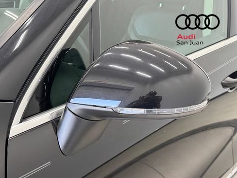 Used 2015 Volkswagen Touareg VR6 AWD/4WD image 6