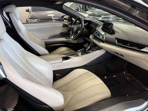 Used 2014 BMW i8 AWD/4WD image 18