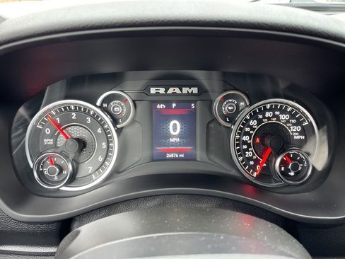 Used 2024 RAM 2500 Big Horn w/ Bed Utility Group image 9