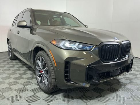 New 2026 BMW X5 xDrive50e w/ M Sport Package AWD/4WD image 4