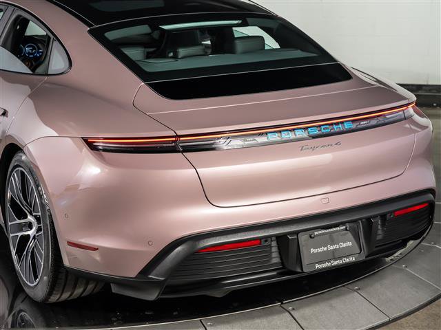 Used 2025 Porsche Taycan RWD image 32