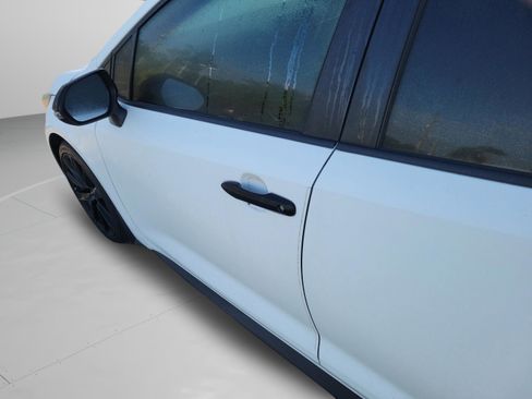 Used 2021 Toyota Corolla SE image 28
