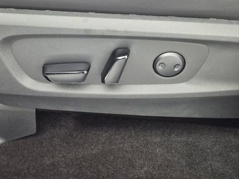 Used 2024 Nissan Pathfinder Rock Creek AWD/4WD image 14