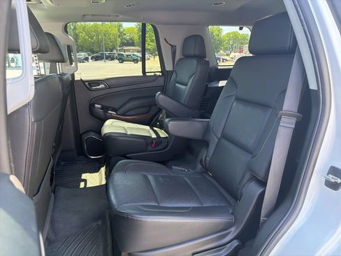 Used 2018 Chevrolet Tahoe Premier AWD/4WD image 13