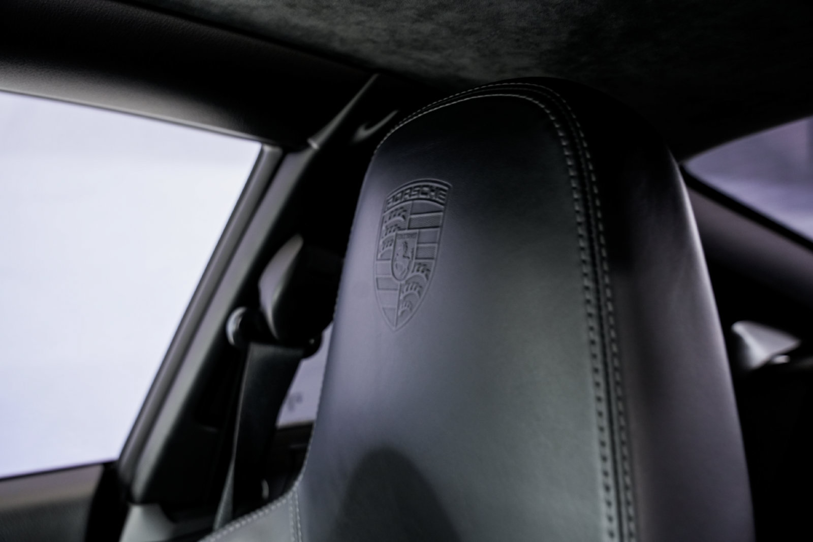 Used 2012 Porsche 911 Carrera GTS RWD image 17