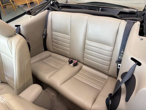 Used 2001 Ford Mustang GT RWD image 32