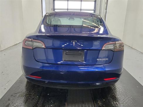 Used 2022 Tesla Model 3 Long Range image 3
