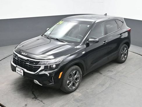 Used 2024 Kia Seltos LX AWD/4WD image 27