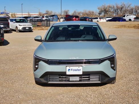 New 2025 Kia K4 EX image 5
