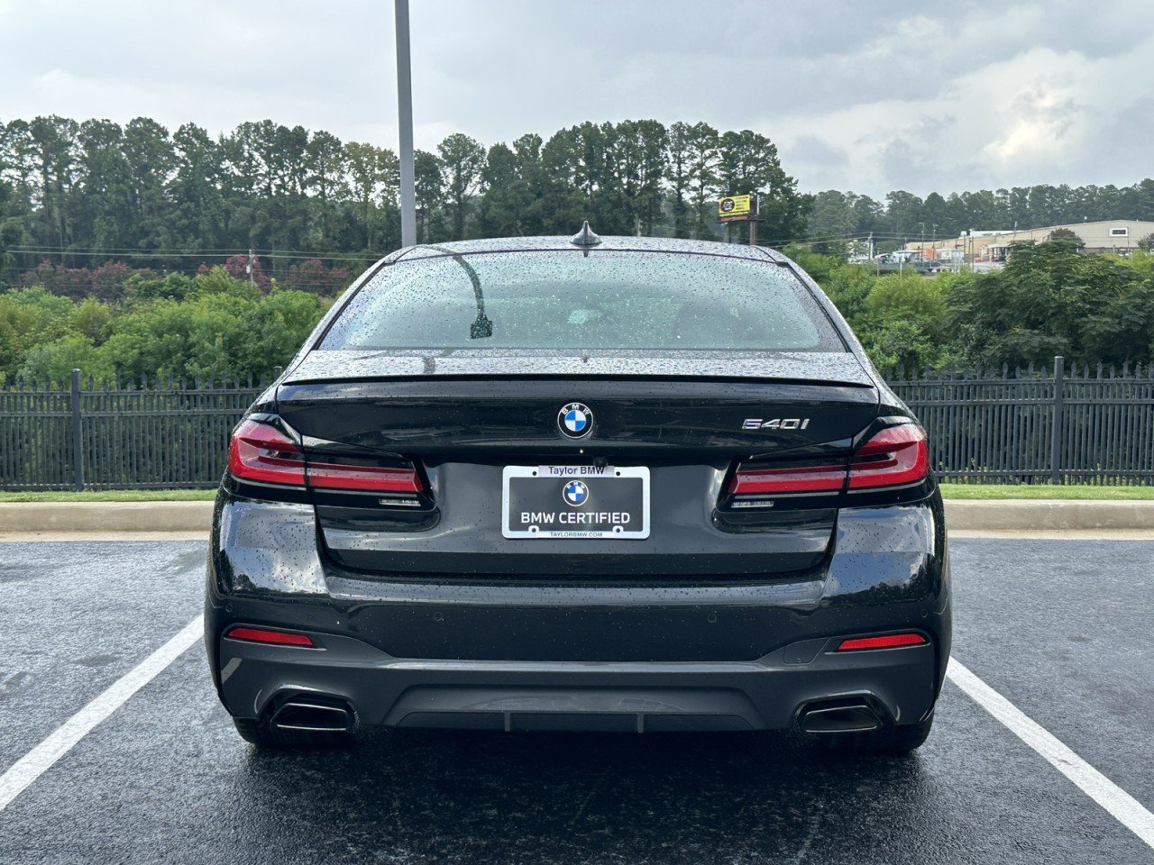 Used 2023 BMW 540i w/ M Sport Package RWD image 9