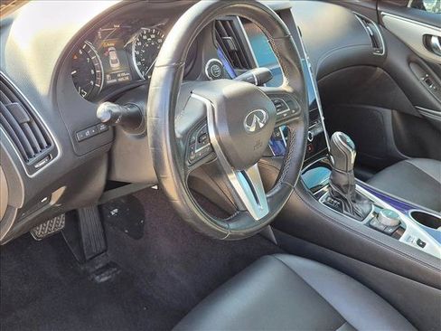 Used 2020 INFINITI Q50 Luxe RWD image 9