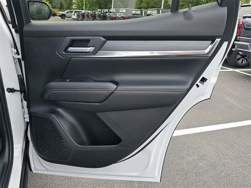 New 2026 GMC Terrain Elevation w/ Elevation Premium Package image 30