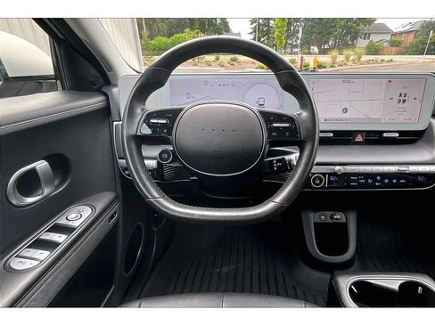 Used 2023 Hyundai Ioniq 5 Limited AWD/4WD image 5