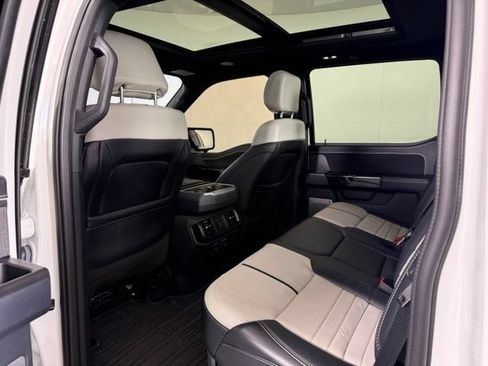 Used 2023 Ford F150 Lightning Platinum AWD/4WD image 23