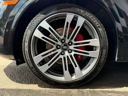 Used 2019 Audi SQ5 Prestige w/ Prestige Package AWD/4WD image 17