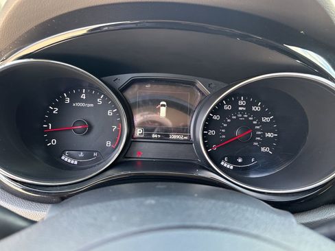 Used 2018 Kia Sedona SX FWD image 18