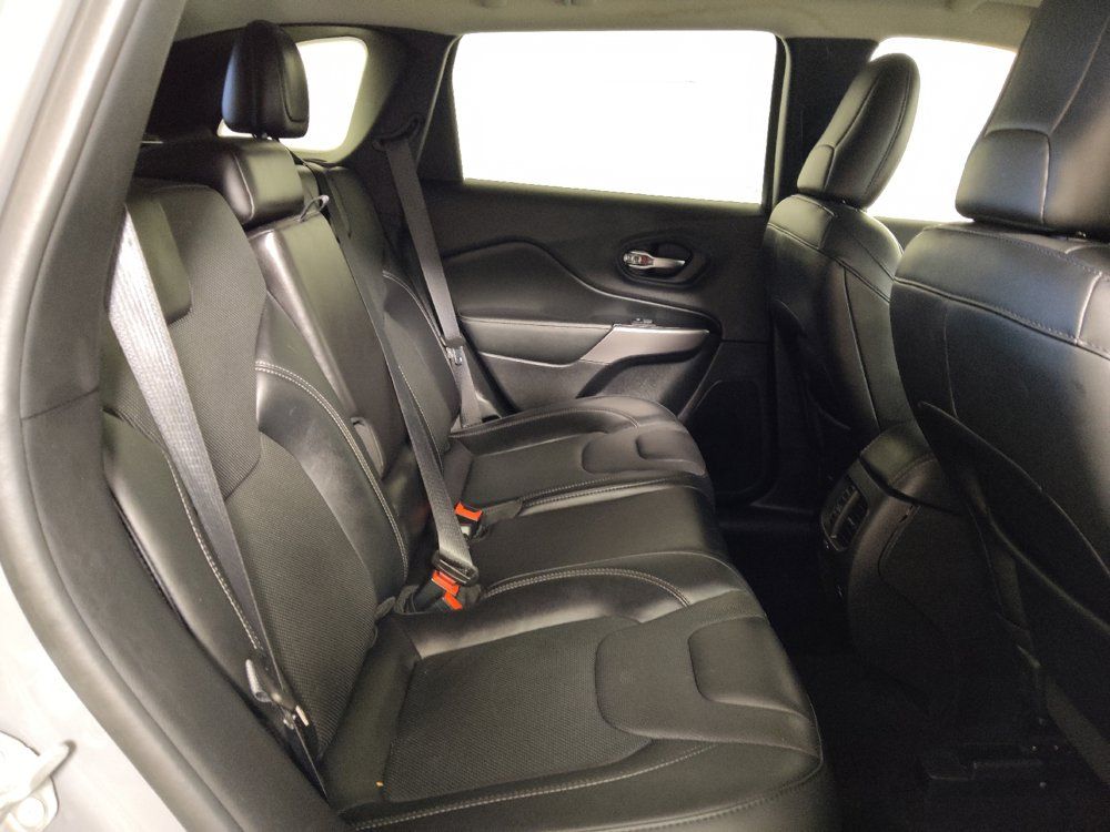 Used 2021 Jeep Cherokee Latitude Lux AWD/4WD image 21