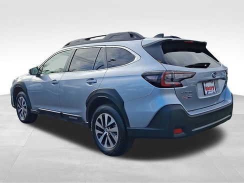 Certified 2025 Subaru Outback Premium w/ Tech Package 1 image 4