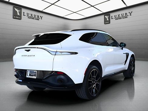 Used 2021 Aston Martin DBX image 7