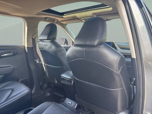Certified 2026 Toyota Highlander XLE AWD/4WD image 24