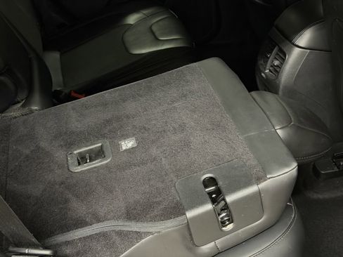 Used 2019 Jeep Cherokee Latitude Plus image 27