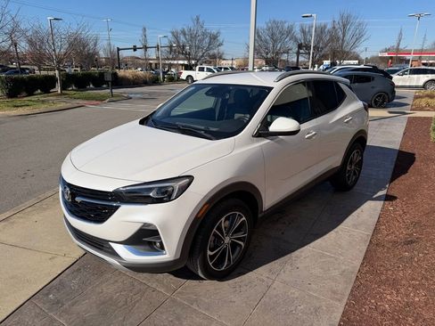 Used 2021 Buick Encore GX Essence image 8