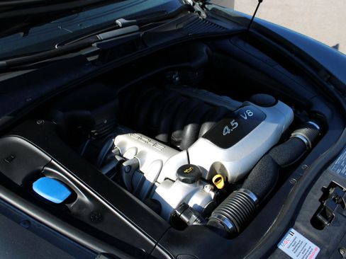 Used 2005 Porsche Cayenne S image 26