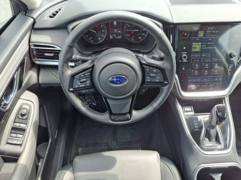 Used 2025 Subaru Outback Onyx Edition AWD/4WD image 11