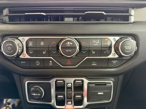 New 2026 Jeep Wrangler Unlimited Sport AWD/4WD image 21