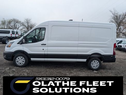 New 2026 Ford Transit 250 148 Medium Roof RWD image 3
