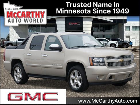 Used 2008 Chevrolet Avalanche LTZ w/ LTZ Preferred Equipment Group AWD/4WD image 1