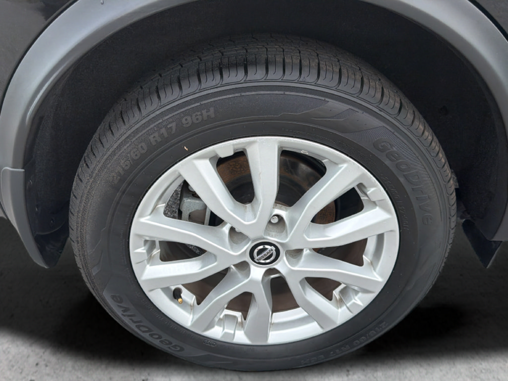 Used 2022 Nissan Rogue Sport SV AWD/4WD image 56