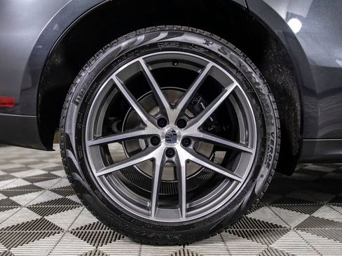 Used 2024 Porsche Macan w/ Premium Plus Package AWD/4WD image 43