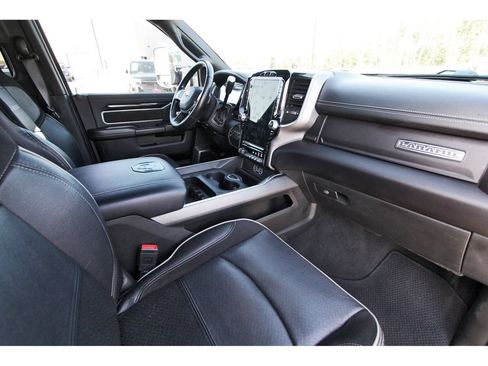 Used 2022 RAM 2500 Laramie AWD/4WD image 27