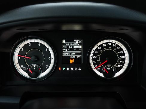 Used 2018 RAM 1500 Express w/ Express Value Package AWD/4WD image 22