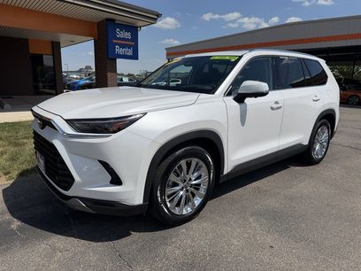 Used 2025 Toyota Grand Highlander AWD