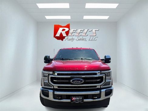Used 2022 Ford F350 Lariat w/ Lariat Ultimate Package AWD/4WD image 2