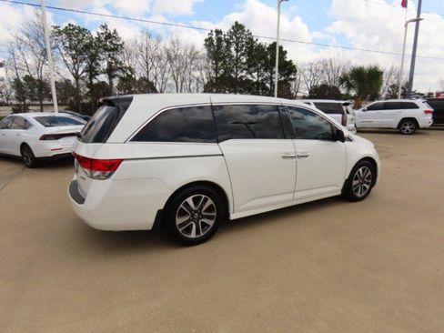 Used 2016 Honda Odyssey Touring image 9