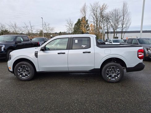 New 2026 Ford Maverick XLT w/ XLT Luxury Package image 8