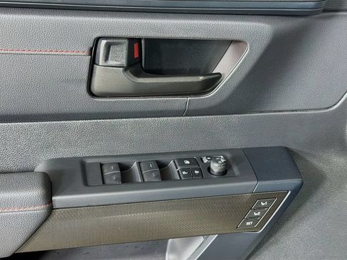 Used 2025 Toyota Sequoia TRD Pro AWD/4WD image 18