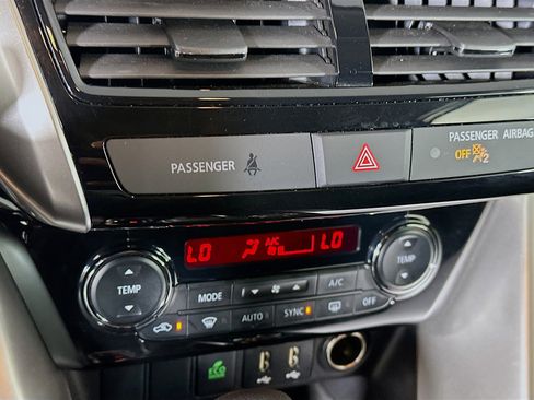 Used 2024 Mitsubishi Eclipse Cross SE image 23