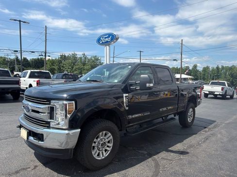 Used 2019 Ford F250 XLT AWD/4WD image 4